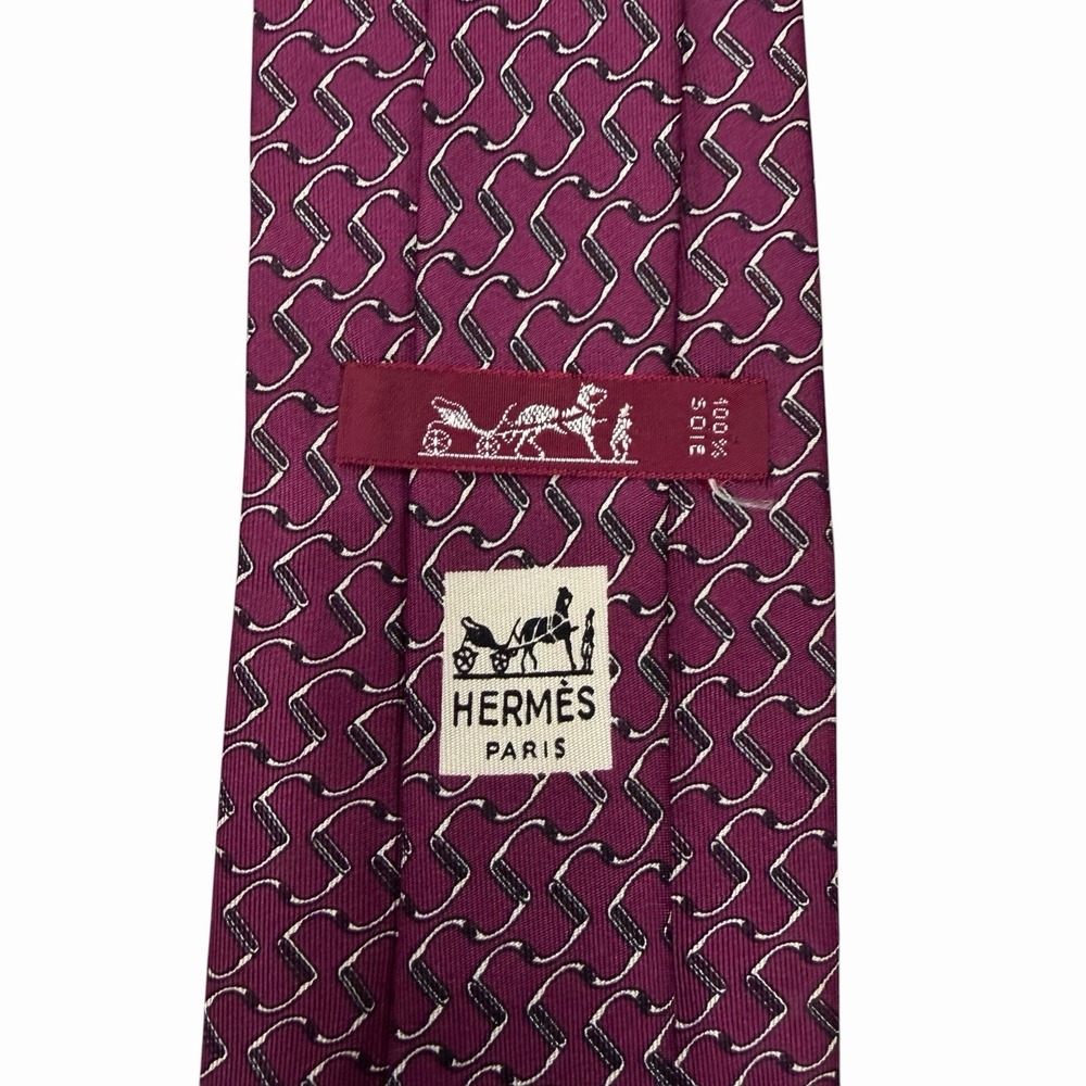Hermes Men's Tie Ribbon Pattern Burgundy Red Silk 805 MA 3 3/8" (W) x 58.25" (L)